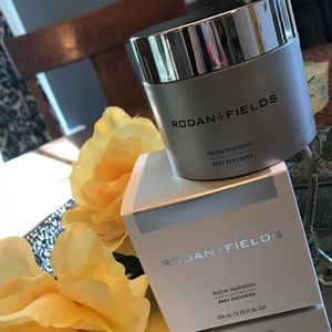 Rodan + Fields Active Hydration Body Serum